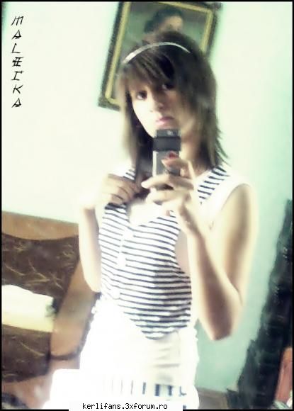 Again` :> - Nu` : )) ca nu merge aparatu` = ))) asta e facuta - ●PicsWithUs●