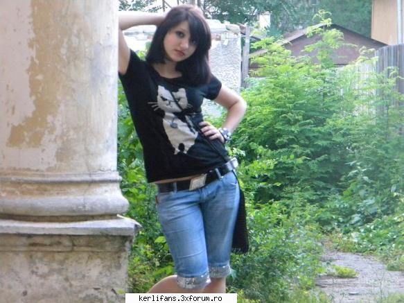 poi pun si eu niste poze cu mine :zzz: